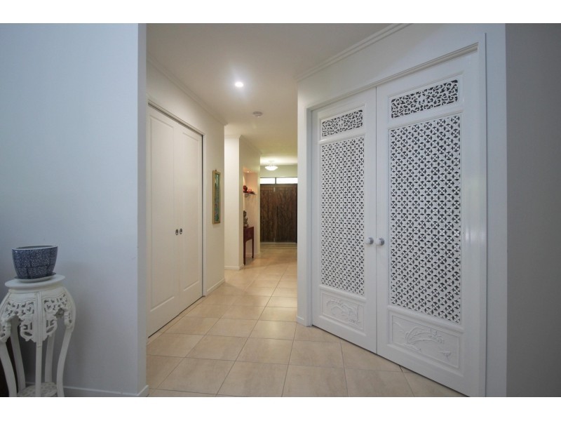 6 Anchor Close, Trinity Beach QLD 4879