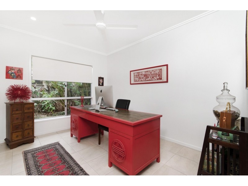 6 Anchor Close, Trinity Beach QLD 4879