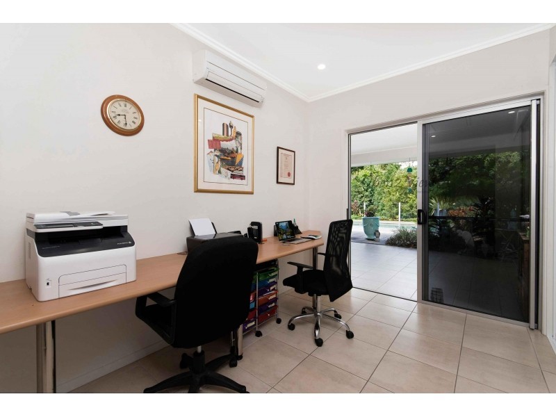 6 Anchor Close, Trinity Beach QLD 4879