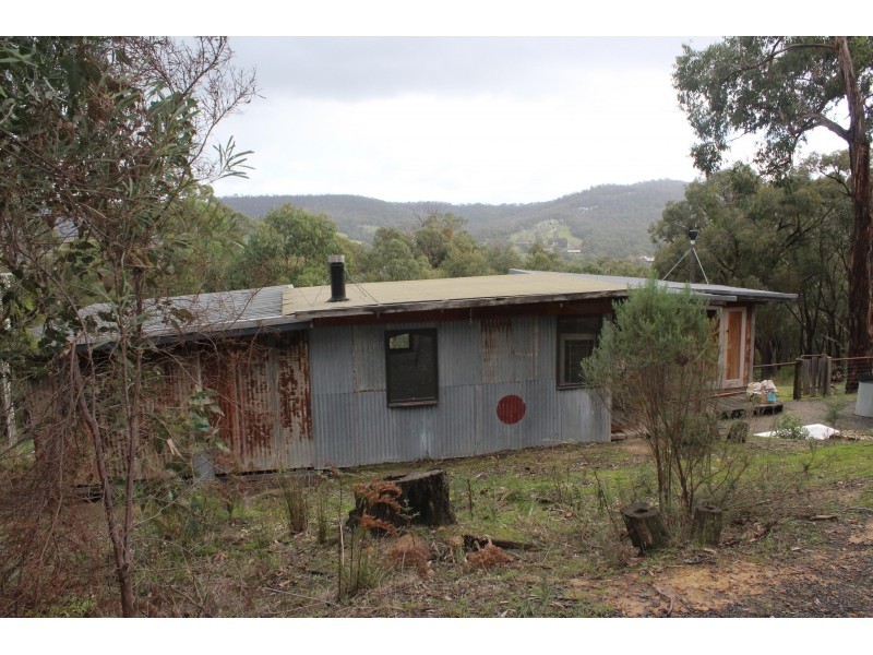 10 Kay Road, Chum Creek VIC 3777