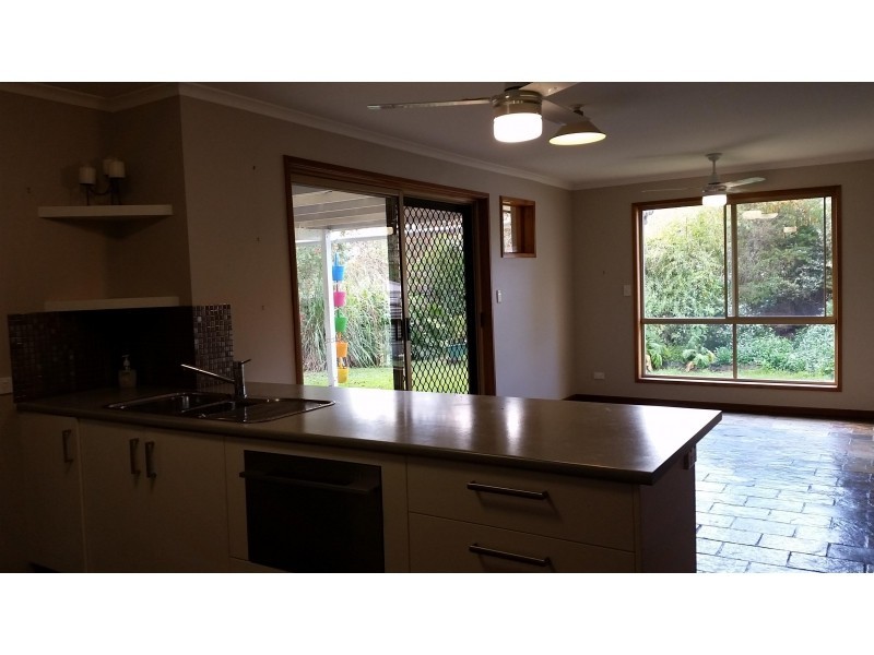 3 Aminga Court, Palmwoods QLD 4555