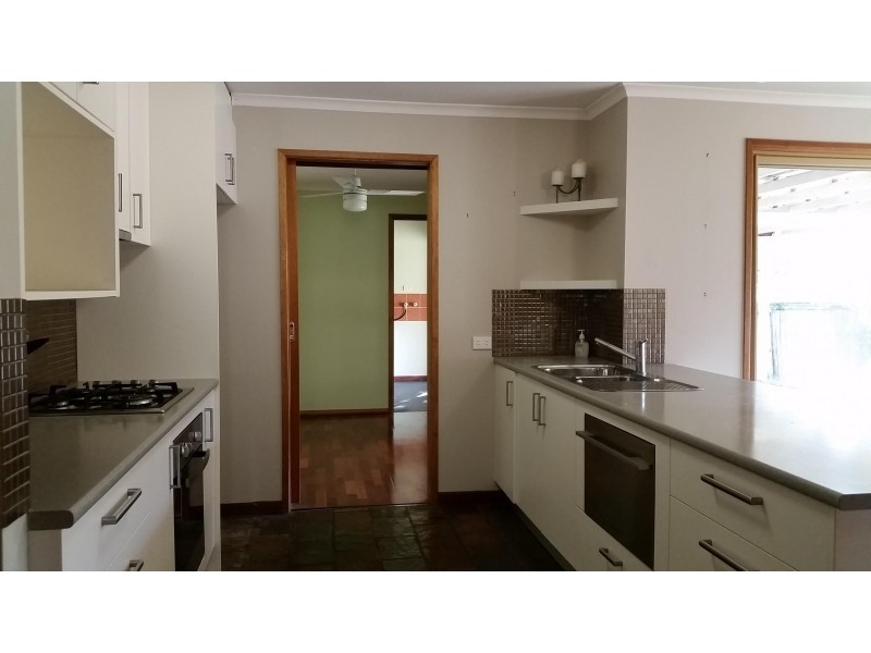 3 Aminga Court, Palmwoods QLD 4555