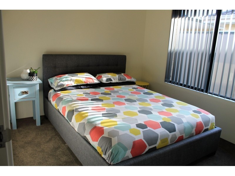 19 Riviera Turn, Piara Waters WA 6112