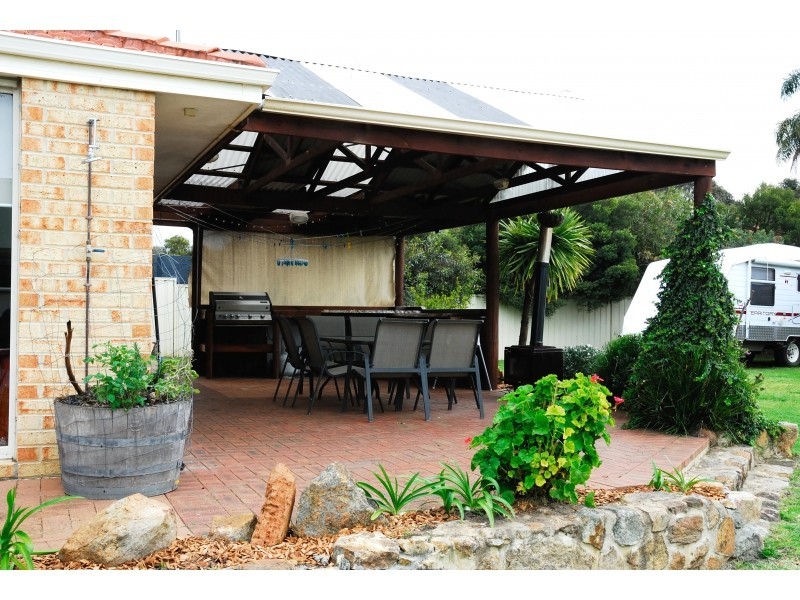 30 Duggan Drive, Cowaramup WA 6284