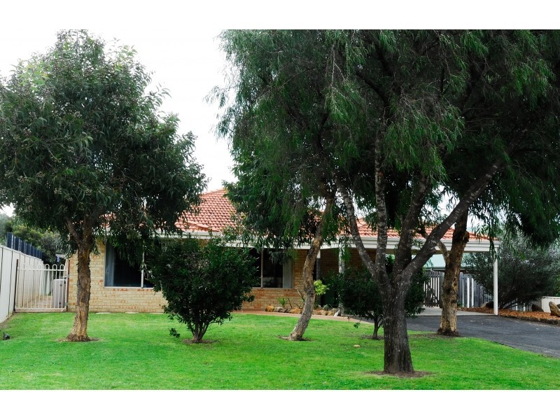 30 Duggan Drive, Cowaramup WA 6284