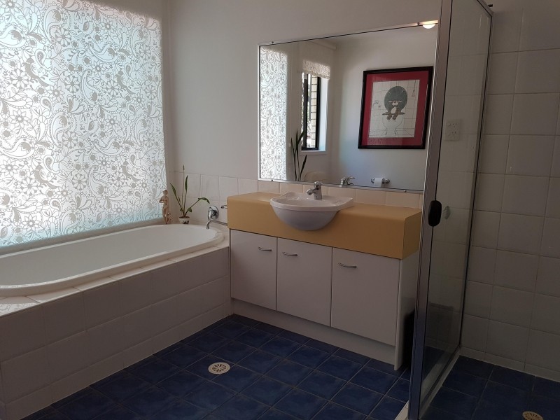 294 Mount Petrie Road, Mackenzie QLD 4156