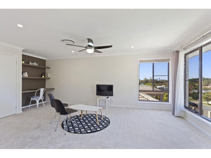 22 THE LINKS, Robina QLD 4226