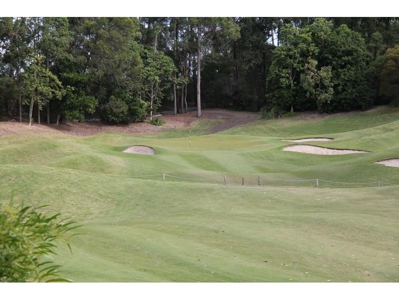 22 THE LINKS, Robina QLD 4226