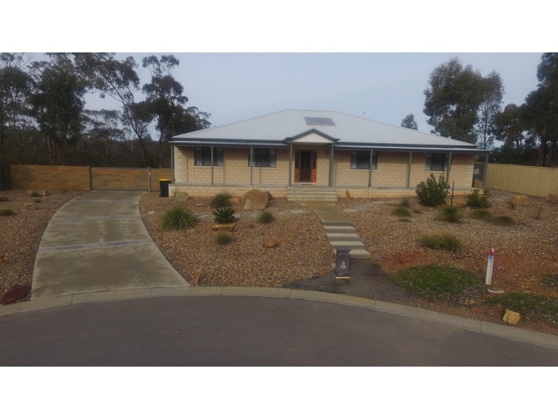 92 Pioneer Drive, Maiden Gully VIC 3551
