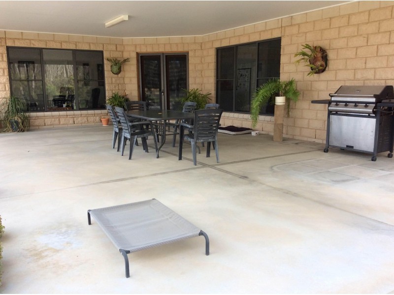 92 Pioneer Drive, Maiden Gully VIC 3551