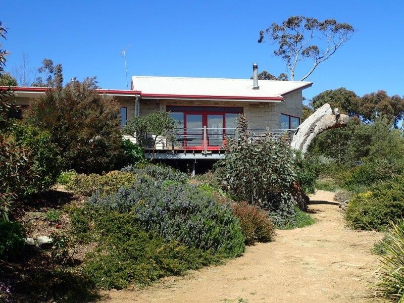 55 Heather Road, Gisborne VIC 3437