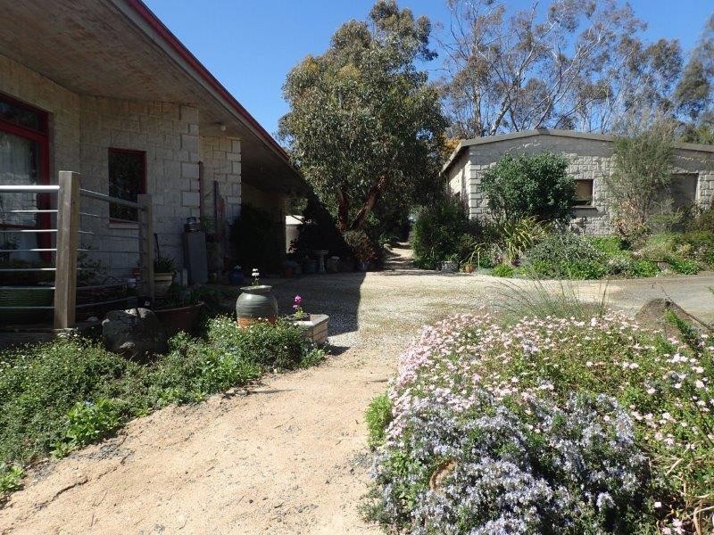 55 Heather Road, Gisborne VIC 3437