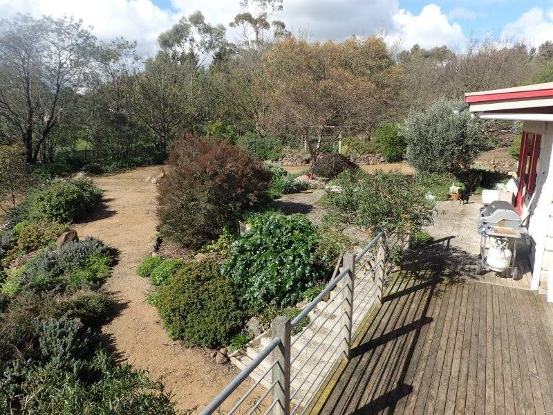 55 Heather Road, Gisborne VIC 3437