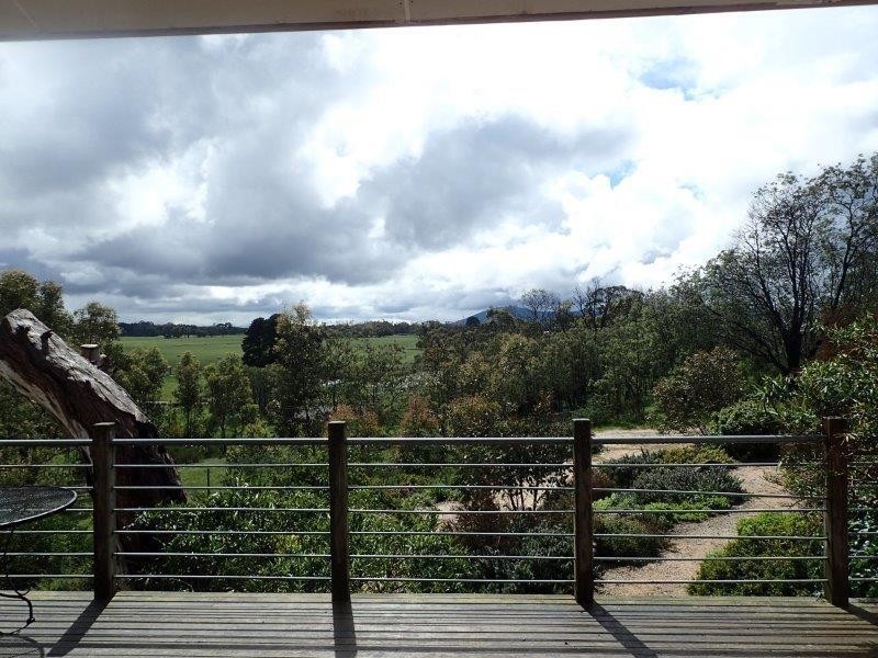 55 Heather Road, Gisborne VIC 3437