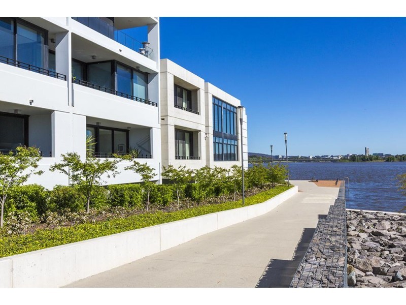 8/17 Trevillian Quay, Kingston ACT 2604
