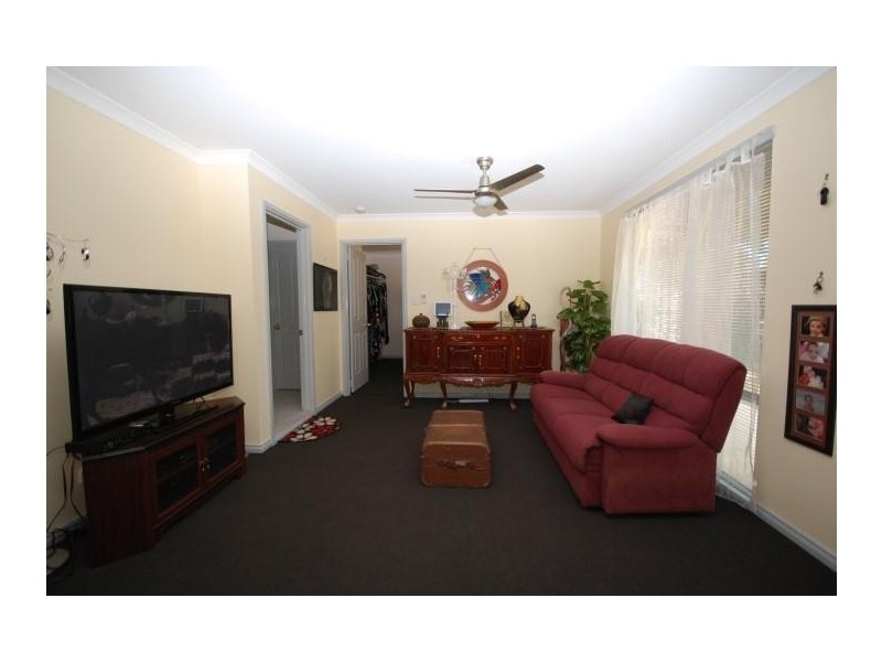 5 Hotham Street, Wandering WA 6308