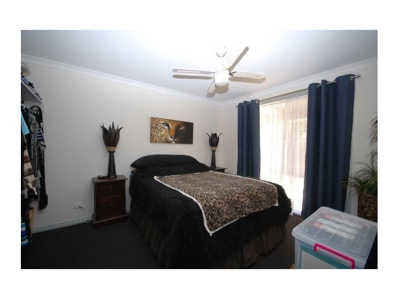 5 Hotham Street, Wandering WA 6308