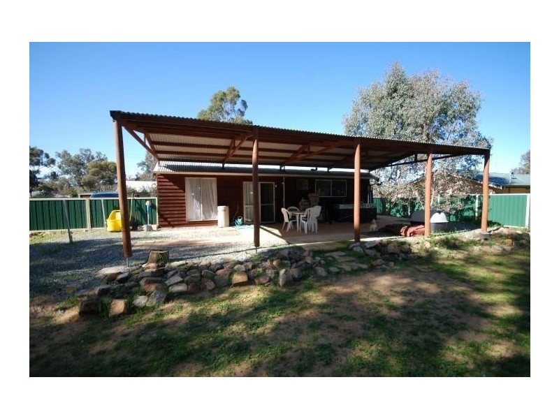 5 Hotham Street, Wandering WA 6308