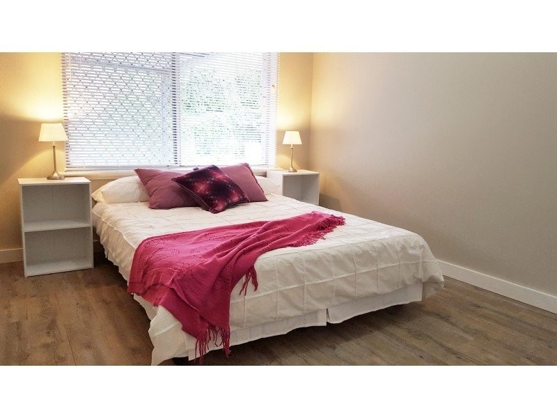 5 Dowling Place, Orelia WA 6167