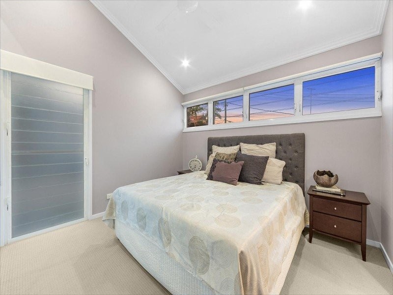 18 Kinross Street, Spring Hill QLD 4000