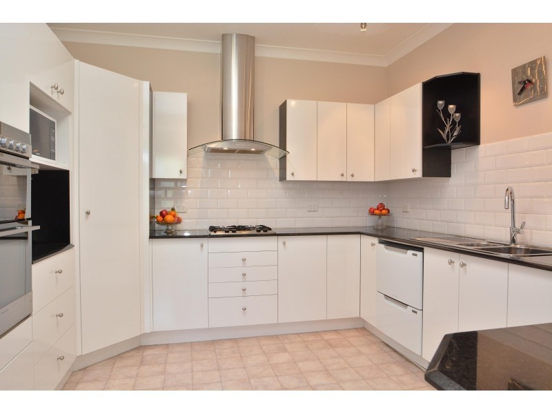 3 Prospect Road, Garden Suburb NSW 2289