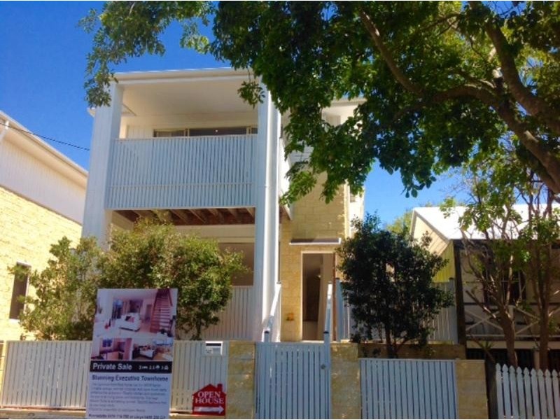 2/31 Gibson Street, Annerley QLD 4103