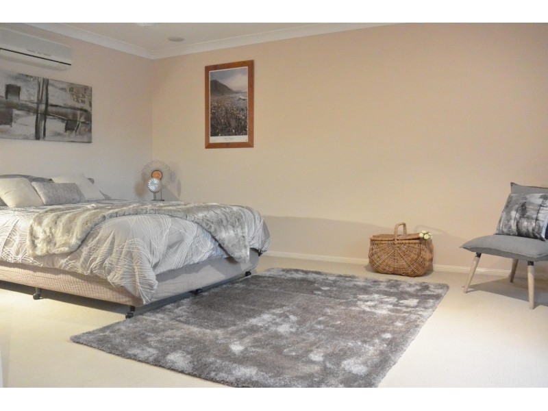 91 Lagoon Crescent, Bellbowrie QLD 4070