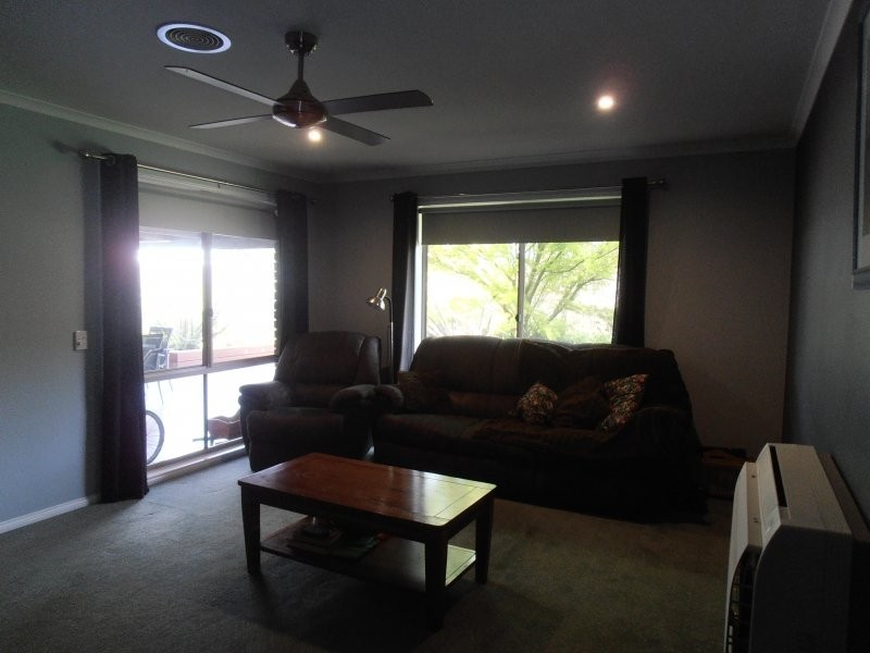 66 Young Street, Darnum VIC 3822