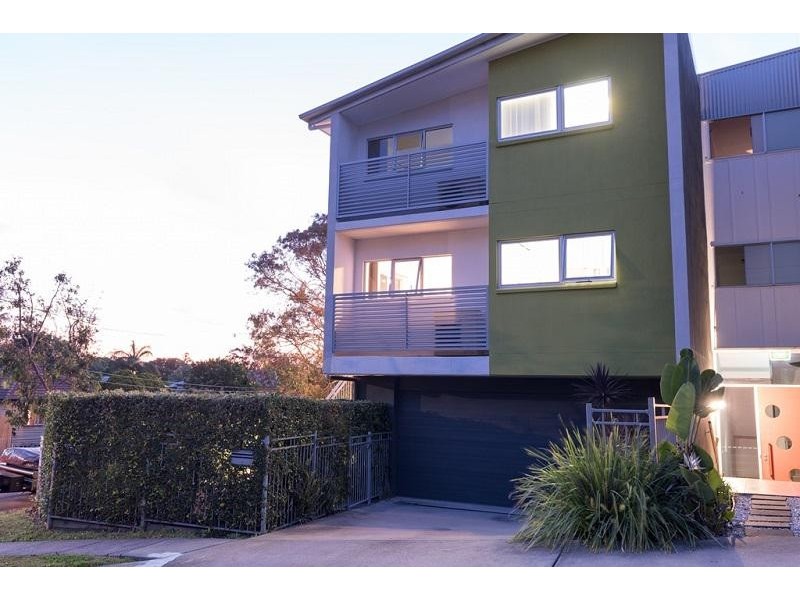 1/1 Redarc Street, Fairfield QLD 4103