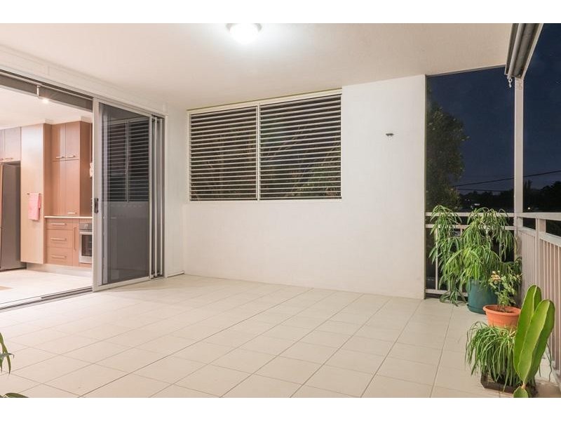 1/1 Redarc Street, Fairfield QLD 4103