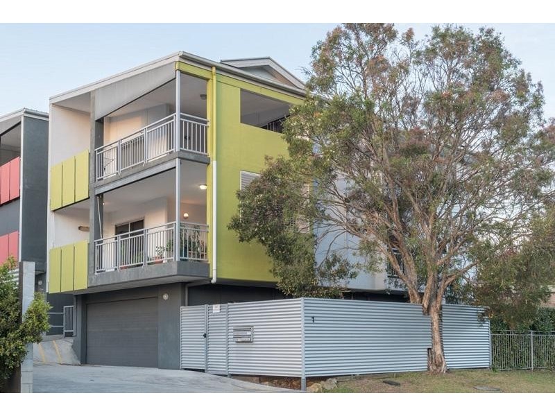 1/1 Redarc Street, Fairfield QLD 4103