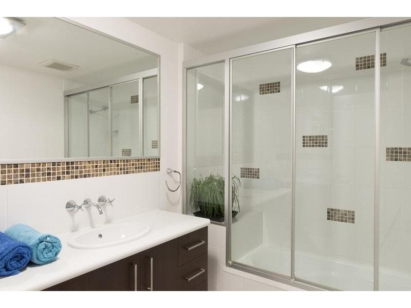 1/1 Redarc Street, Fairfield QLD 4103