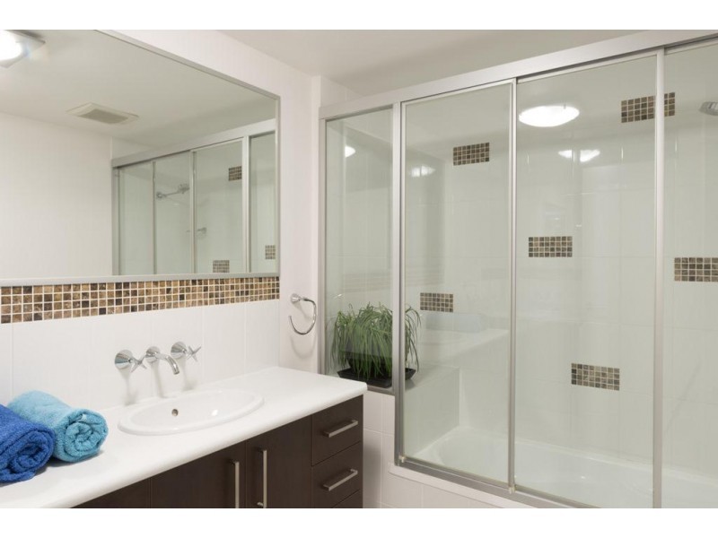 1/1 Redarc Street, Fairfield QLD 4103