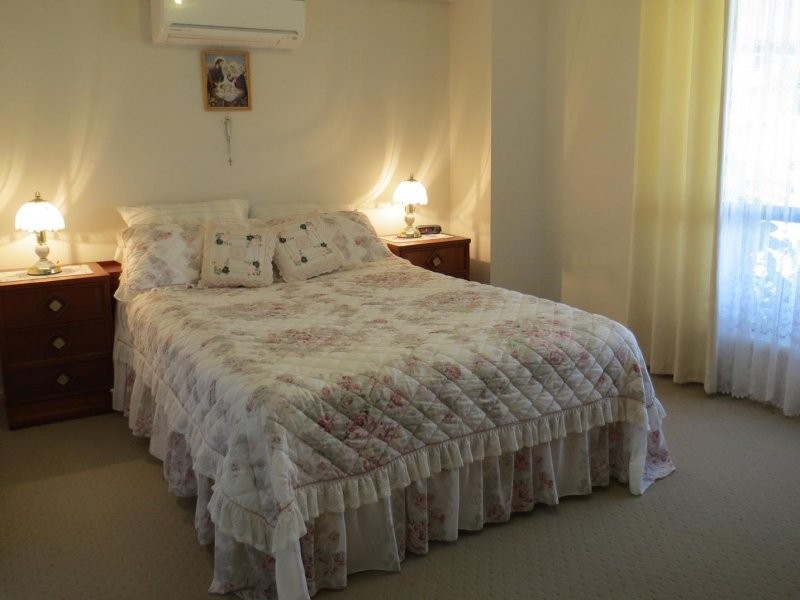 4 River Gum Court, Loganholme QLD 4129