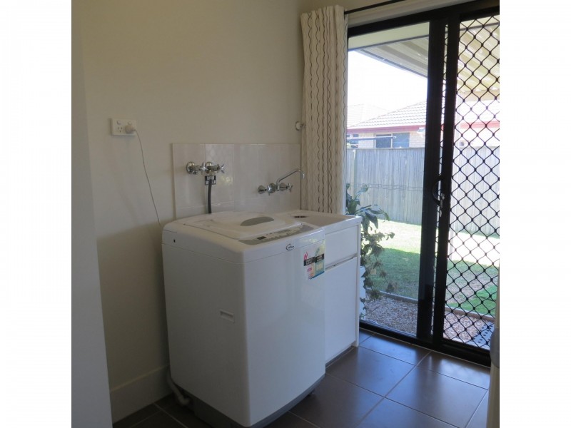 4 River Gum Court, Loganholme QLD 4129
