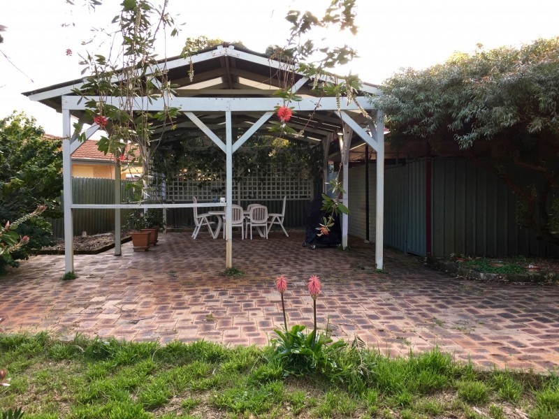 7 Hendon Place, Wilson WA 6107