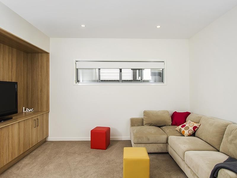 55 Shelley Street, Cannon Hill QLD 4170