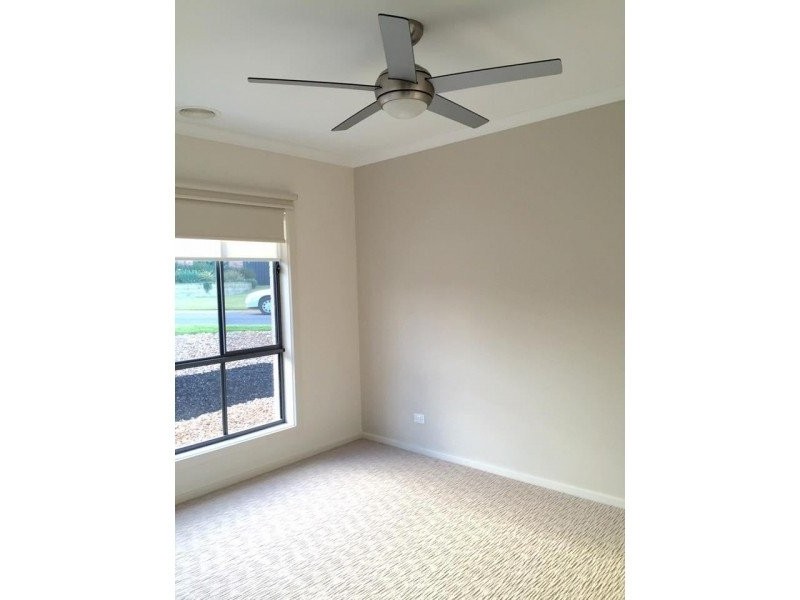 7 Redbox Drive, Thurgoona NSW 2640