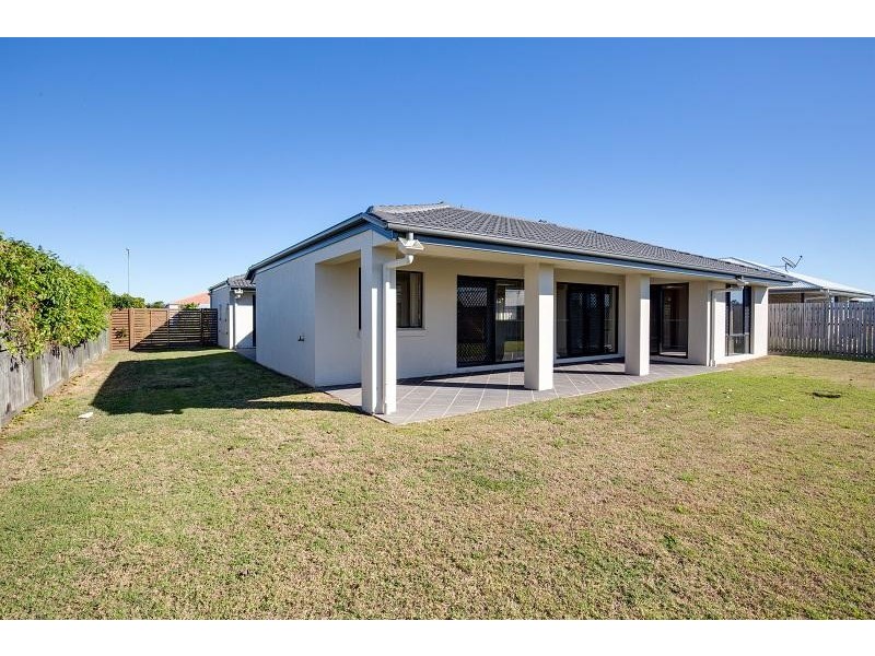 15 Fishburn Way, Eli Waters QLD 4655