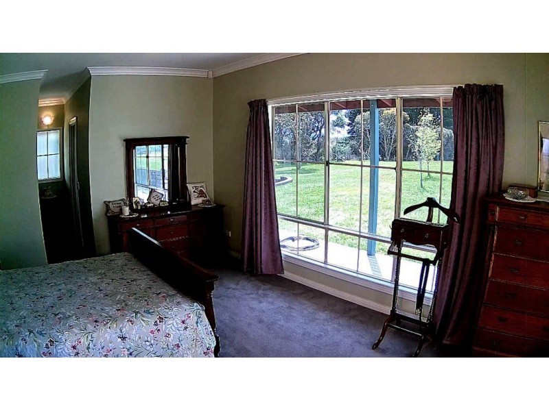 30 Jurys Road, Nyora VIC 3987