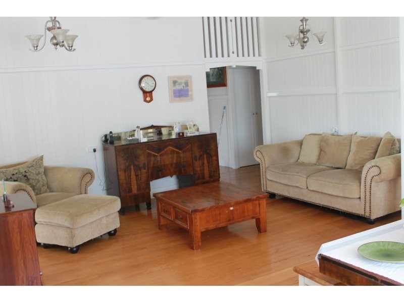 28 Minstrel Court, Bushland Beach QLD 4818