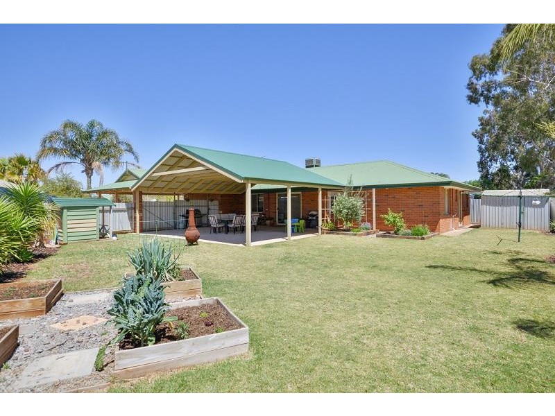 24 Chapman Drive, Somerville WA 6430