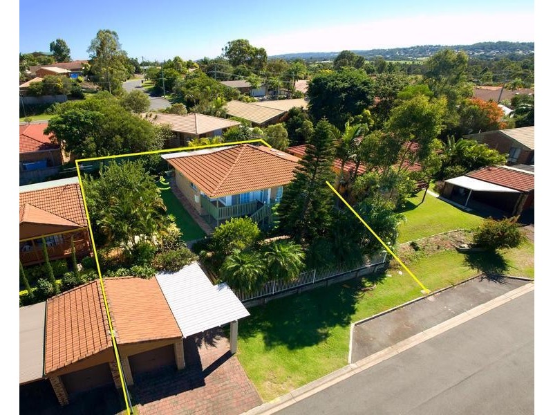 35 Tregana Circuit, Edens Landing QLD 4207