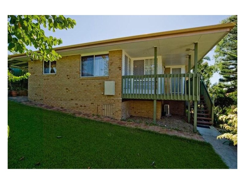 35 Tregana Circuit, Edens Landing QLD 4207