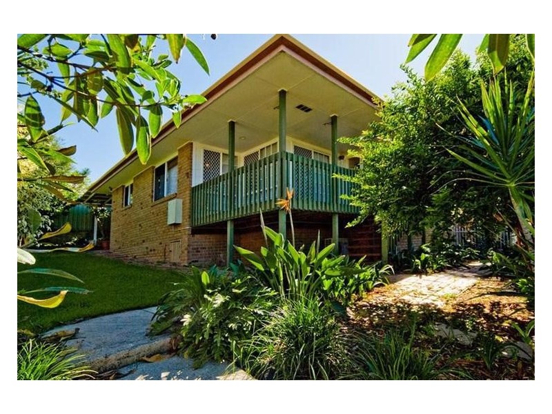 35 Tregana Circuit, Edens Landing QLD 4207