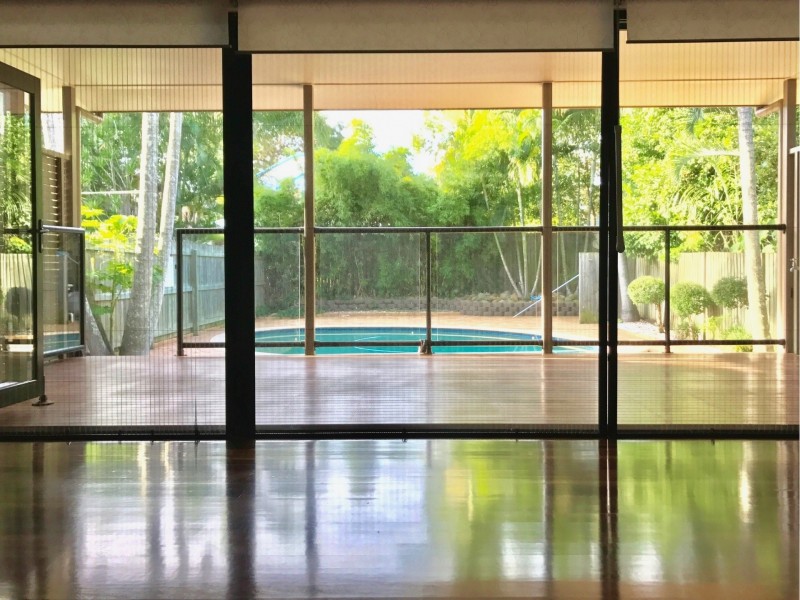 102 Hargreaves Avenue, Chelmer QLD 4068