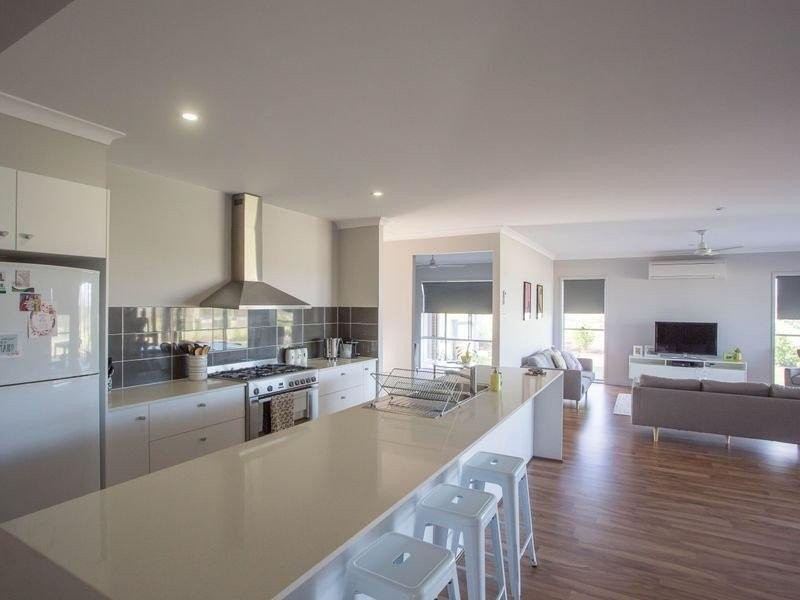 31 Nagle Crescent, Hatton Vale QLD 4341