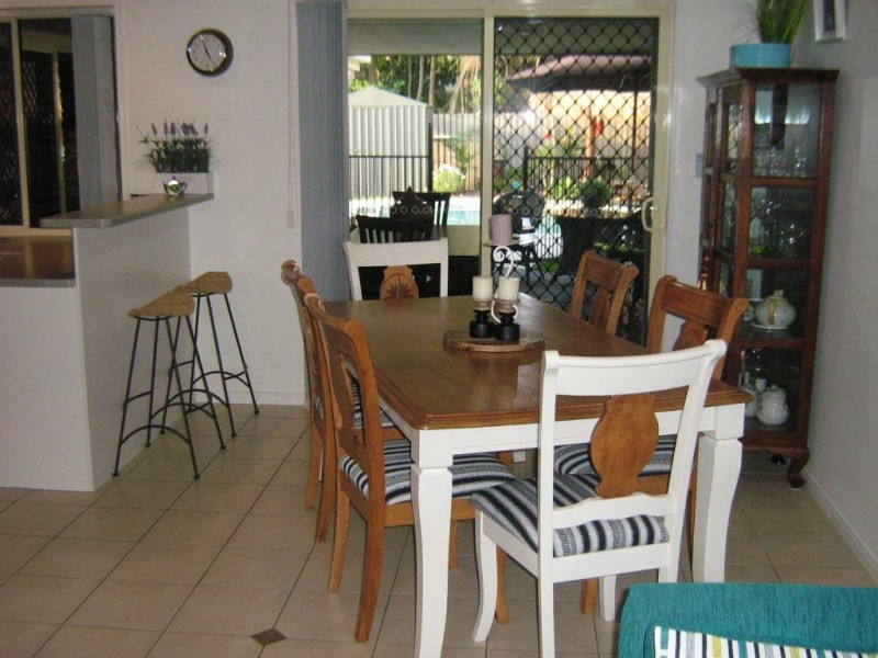 16 La Borde Court, Urraween QLD 4655