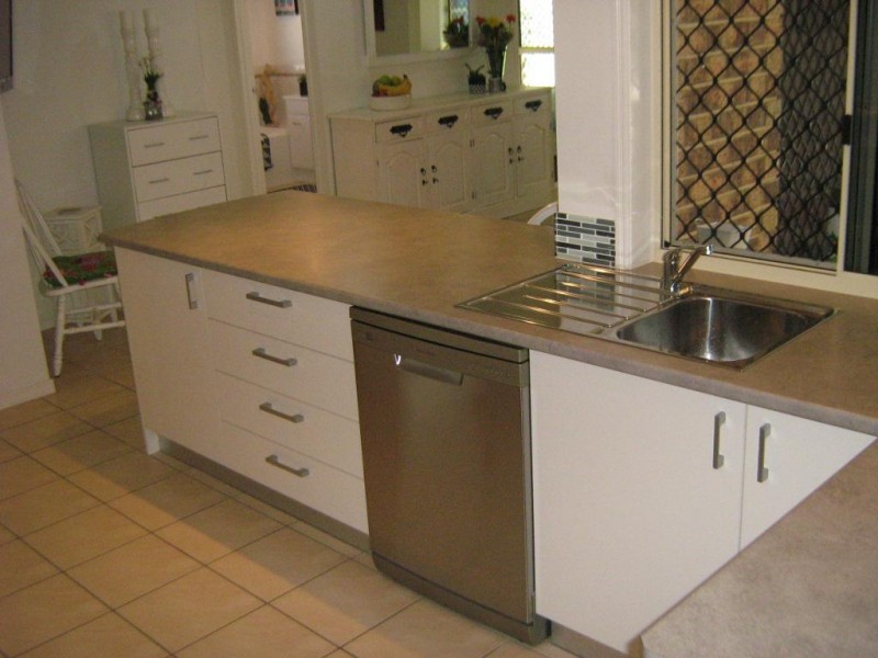 16 La Borde Court, Urraween QLD 4655