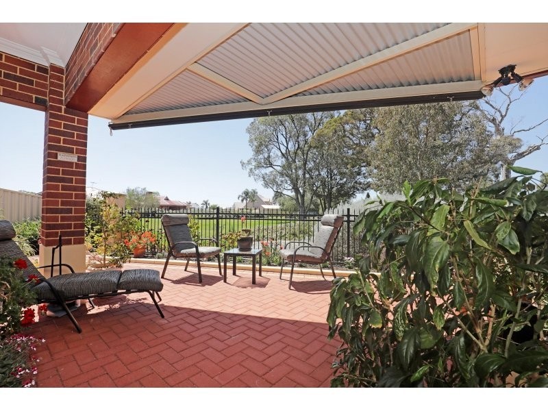 12A Gibbs Circuit, Ravenswood WA 6208